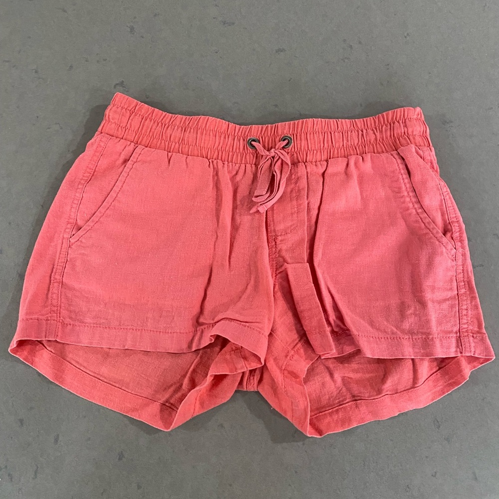 Woman’s Old Navy linen Shorts